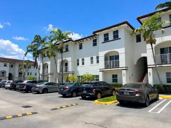 8900 NW 97th Ave , Unit 104, Doral, FL 33178