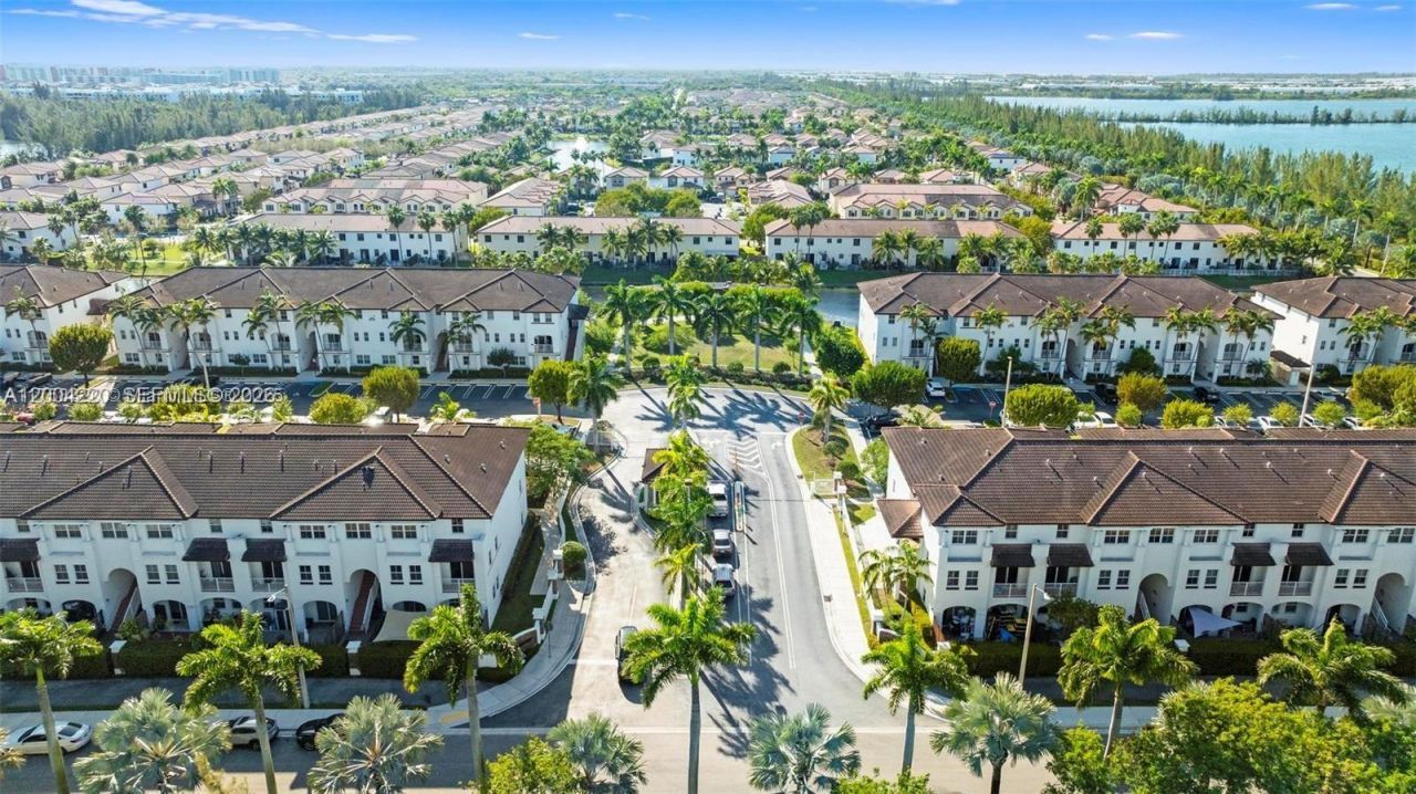 8900 NW 97th Ave , Unit 104, Doral, FL 33178 Photo