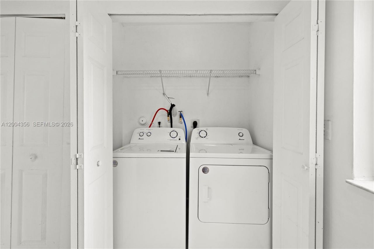 631 NW 79th Ter , Unit 204, Pembroke Pines, FL 33024 Photo