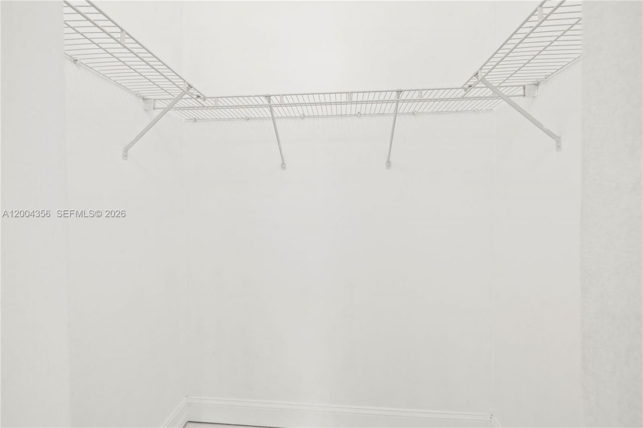 631 NW 79th Ter , Unit 204, Pembroke Pines, FL 33024 Photo