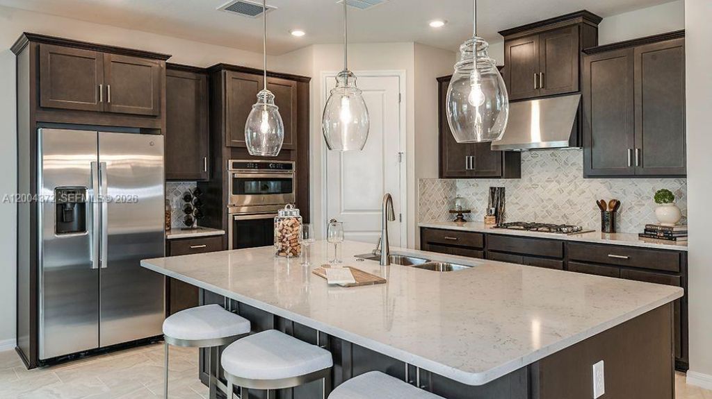 593 SE Ranch Oak Circle , Port Saint Lucie, FL 34984 Photo