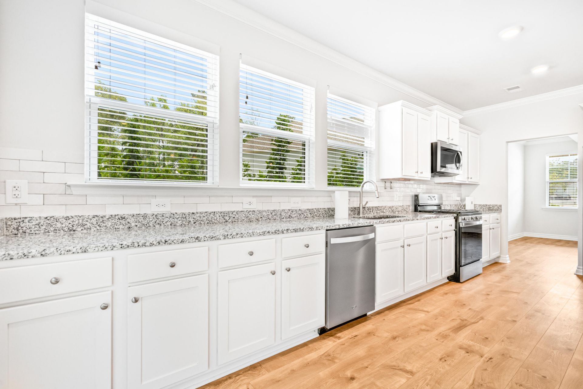 126 Brant Drive Photo 9