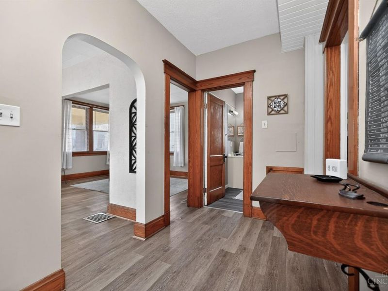 1586 W Galbraith Road, North College Hill, OH 45231 Photo 21