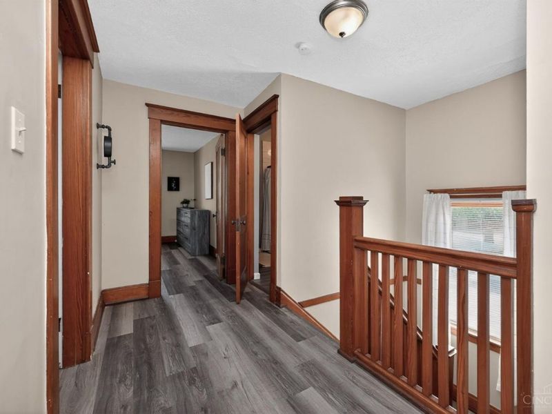 1586 W Galbraith Road, North College Hill, OH 45231 Photo 23