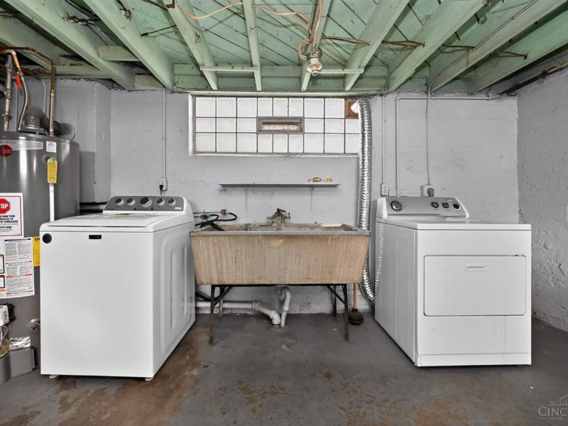 1586 W Galbraith Road, North College Hill, OH 45231 Photo 37