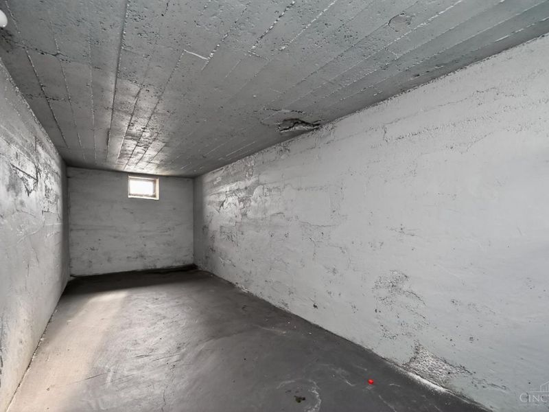 1586 W Galbraith Road, North College Hill, OH 45231 Photo 38