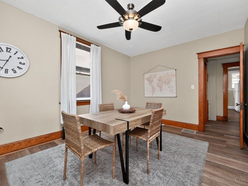 1586 W Galbraith Road, North College Hill, OH 45231 Photo 7