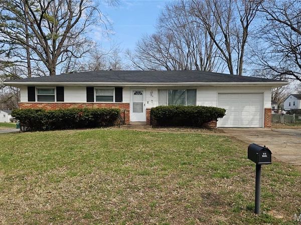843 Font Lane , Bellefontaine Nghbrs, MO 63137