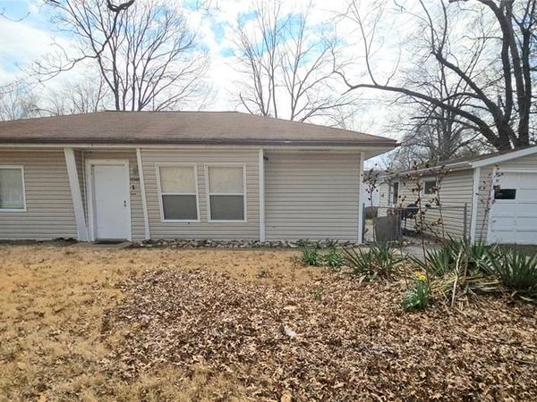 11948 Bridgevale Avenue , Unincorporated, MO 63138