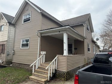18 Monroe Street , North Tonawanda, NY 14120