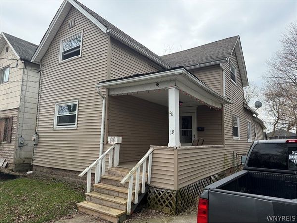18 Monroe Street , North Tonawanda, NY 14120