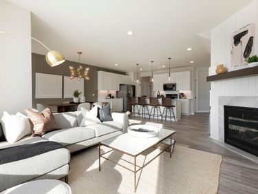 4759 AirLake Drive, Woodbury, MN 55129