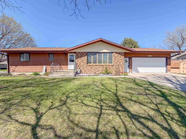 1106 12TH AVE, Manson, IA 50563