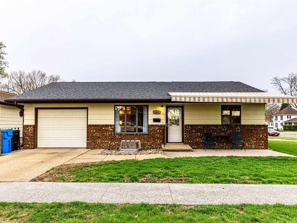 103 3RD AVE SW, Unit 1, LeMars, IA 51031