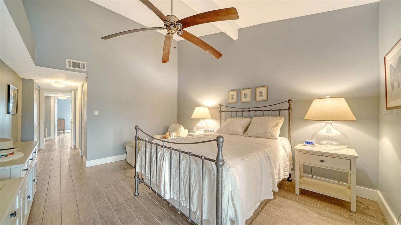 1601 Pelican Point Drive, Unit HA212, Sarasota, FL 34231 Photo