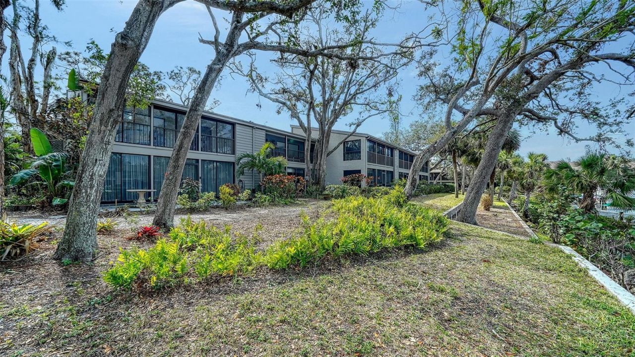 1601 Pelican Point Drive, Unit HA212, Sarasota, FL 34231 Photo