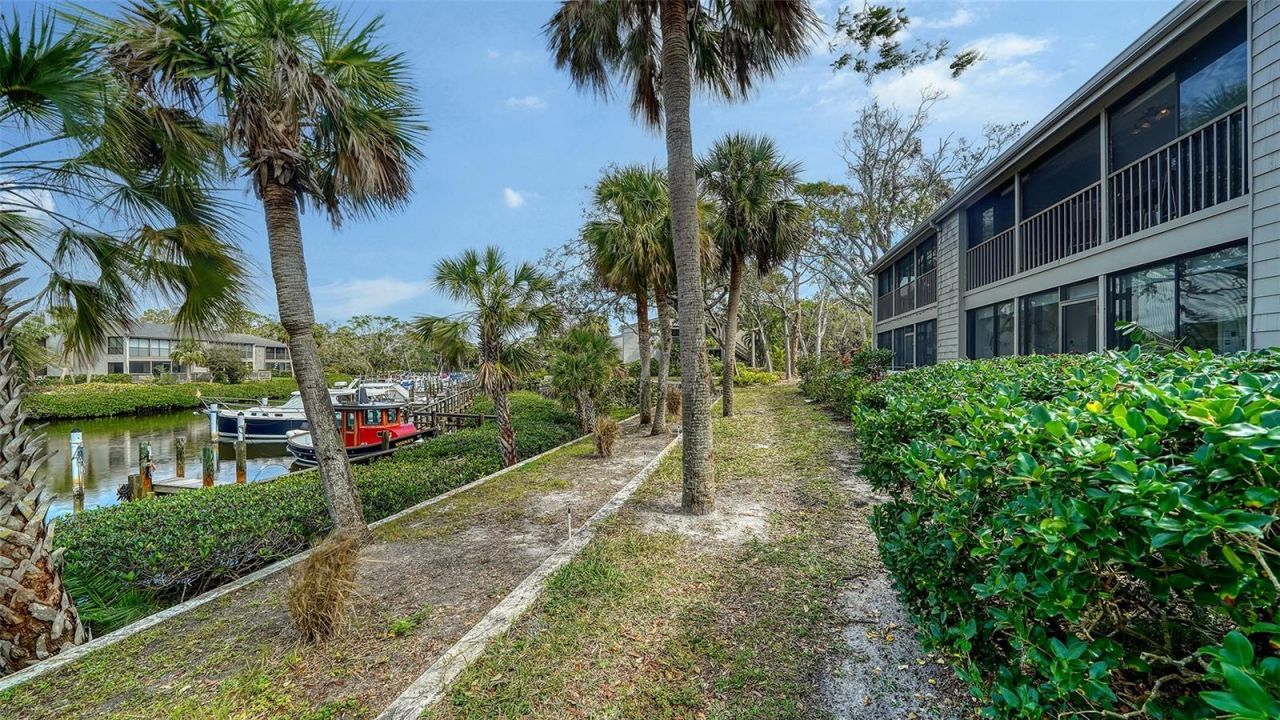 1601 Pelican Point Drive, Unit HA212, Sarasota, FL 34231 Photo