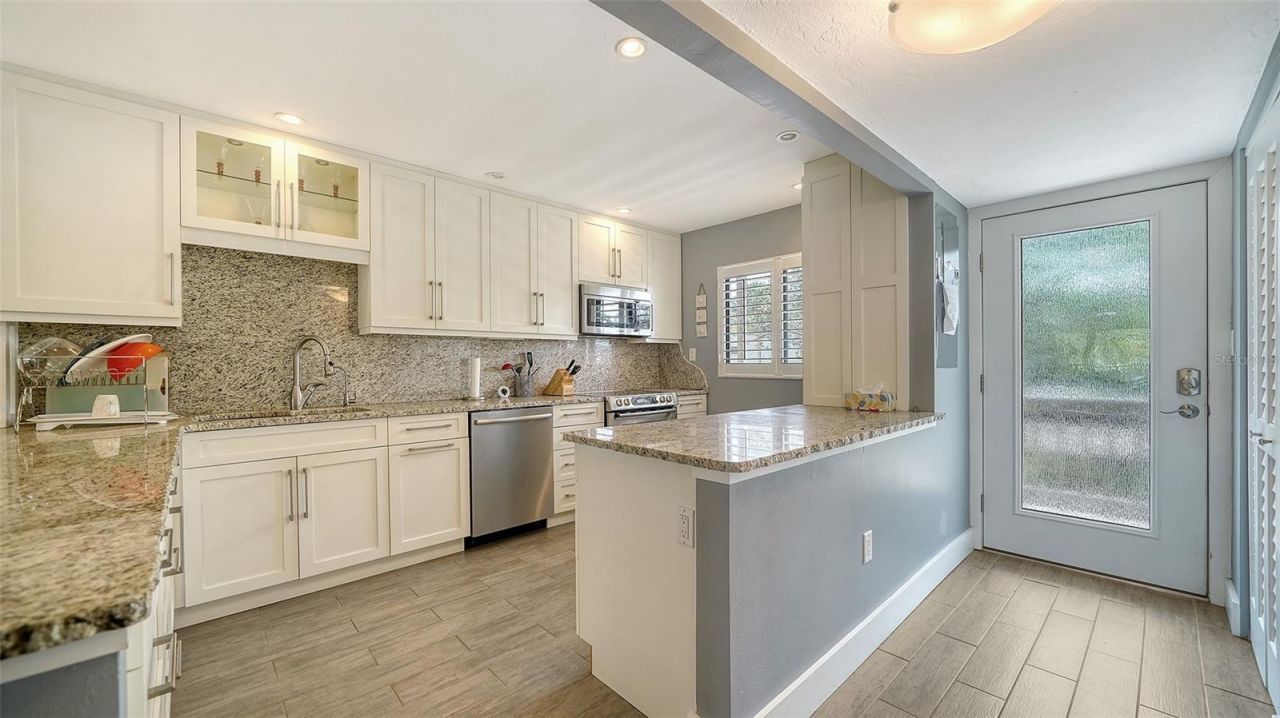 1601 Pelican Point Drive, Unit HA212, Sarasota, FL 34231 Photo