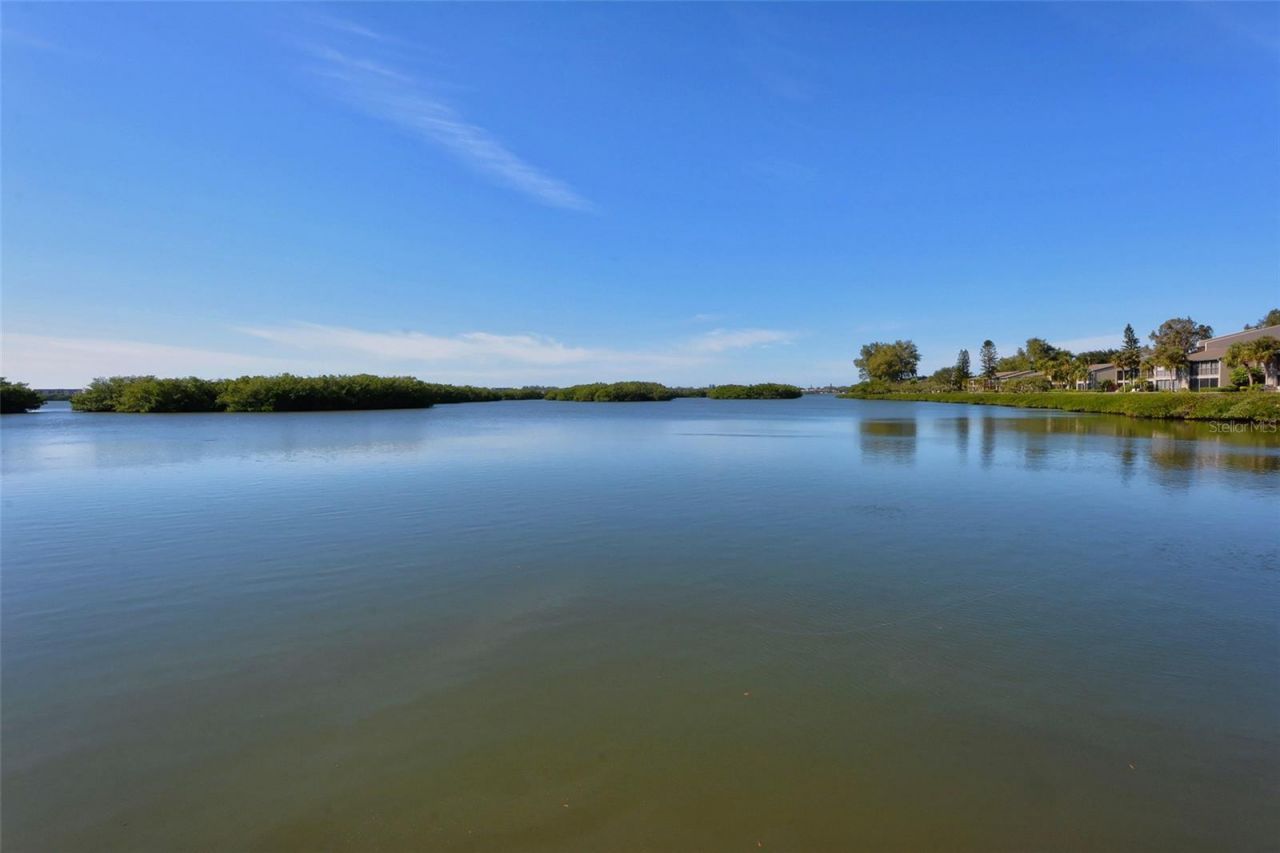 1601 Pelican Point Drive, Unit HA212, Sarasota, FL 34231 Photo