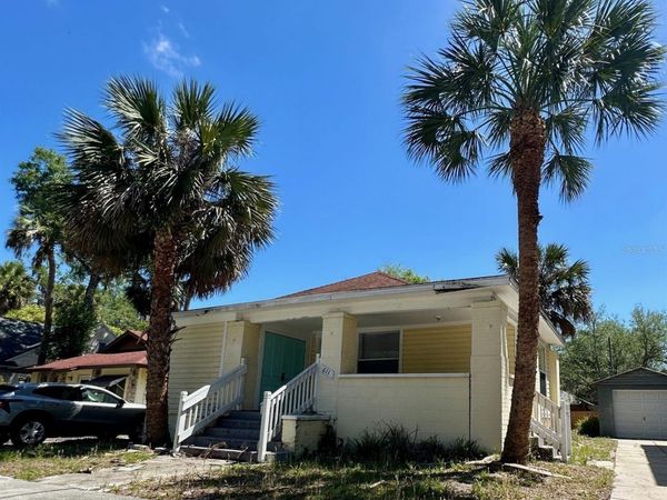 611 SANFORD AVENUE, SANFORD, FL 32771