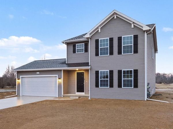 8021 Moonlight Creek Lane, Handy Twp, MI 48836