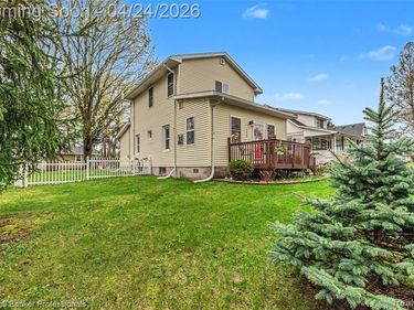 905 Michigan Street, Brighton, MI 48116