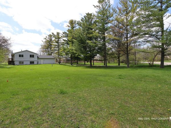 28903 W South Drive , Lakemoor, IL 60051