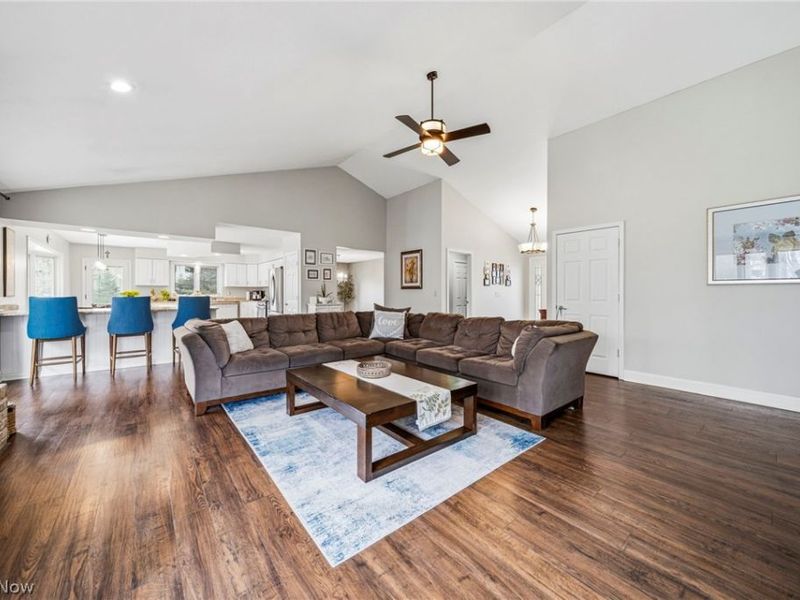 7285 Summerhill Drive, Concord Township, OH 44077 Photo 12