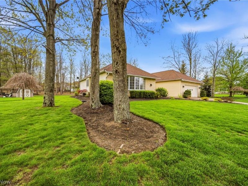 7285 Summerhill Drive, Concord Township, OH 44077 Photo 2