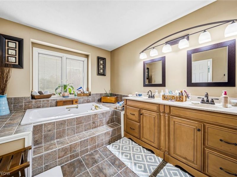 7285 Summerhill Drive, Concord Township, OH 44077 Photo 29