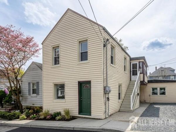 29 Smith Street , Sayreville, NJ 08872