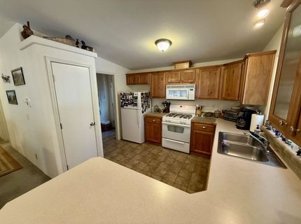 462-580 Park Lane, Clear Creek, CA 96137 Photo