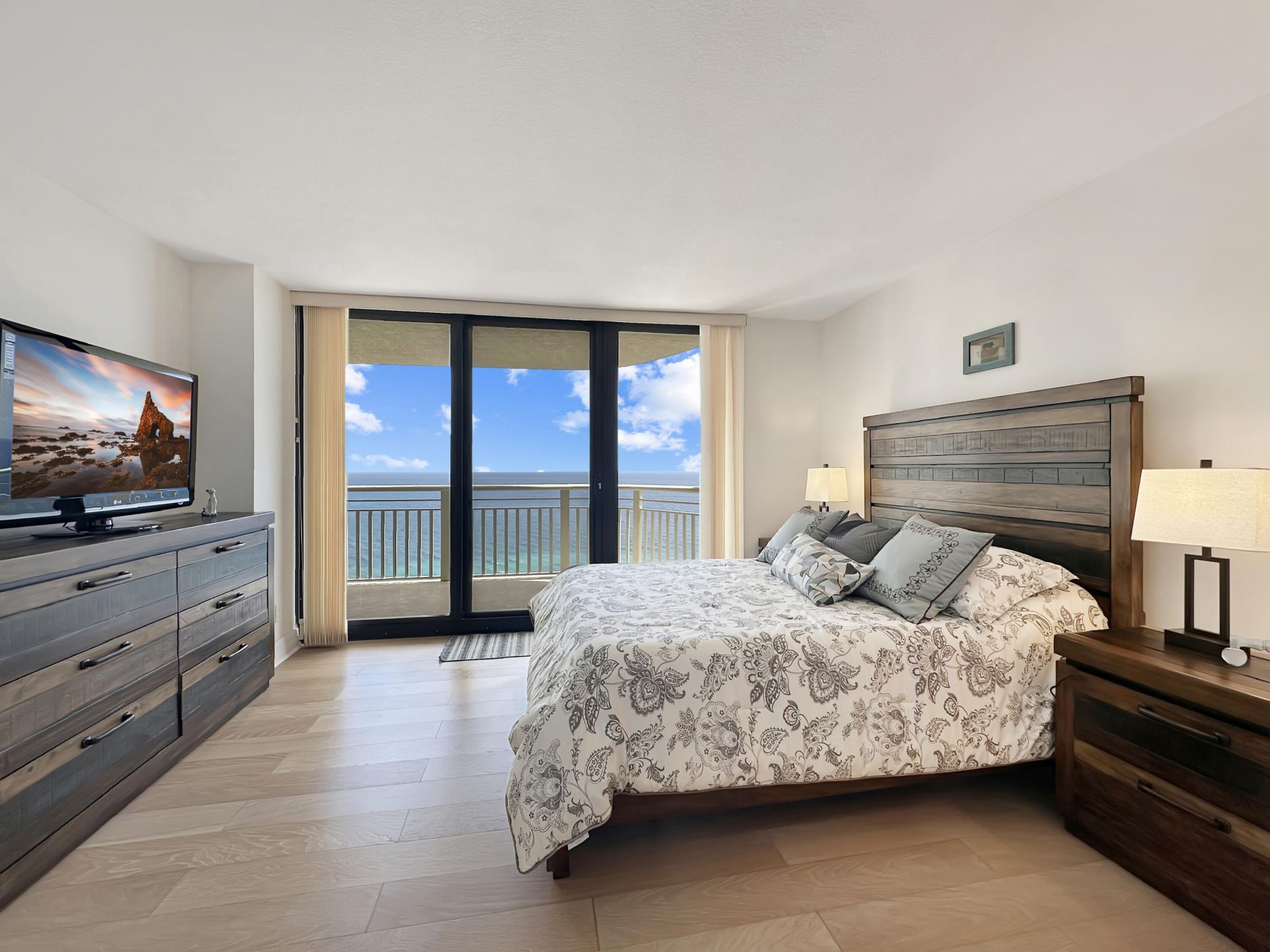 3000 N Ocean Drive, Unit 40e, Riviera Beach, FL 33404 Photo