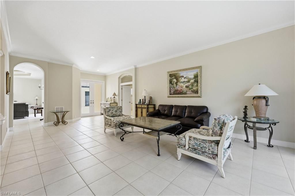9227 Troon Lakes Dr, Naples, FL 34109 Photo