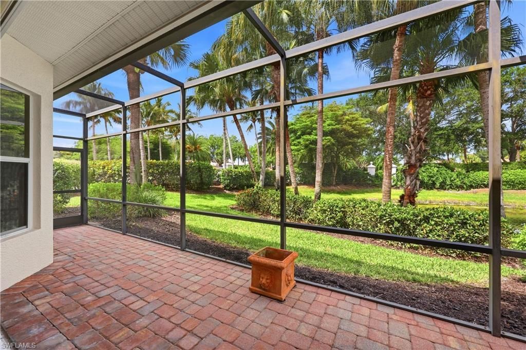 9227 Troon Lakes Dr, Naples, FL 34109 Photo