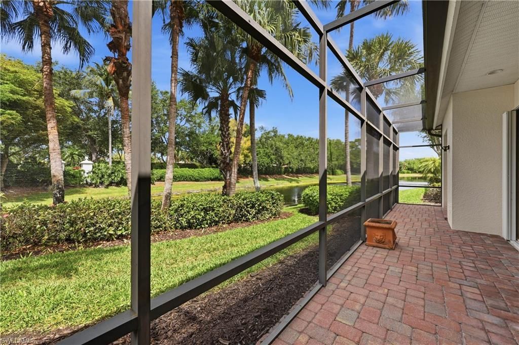 9227 Troon Lakes Dr, Naples, FL 34109 Photo