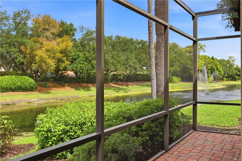 9227 Troon Lakes Dr, Naples, FL 34109 Photo