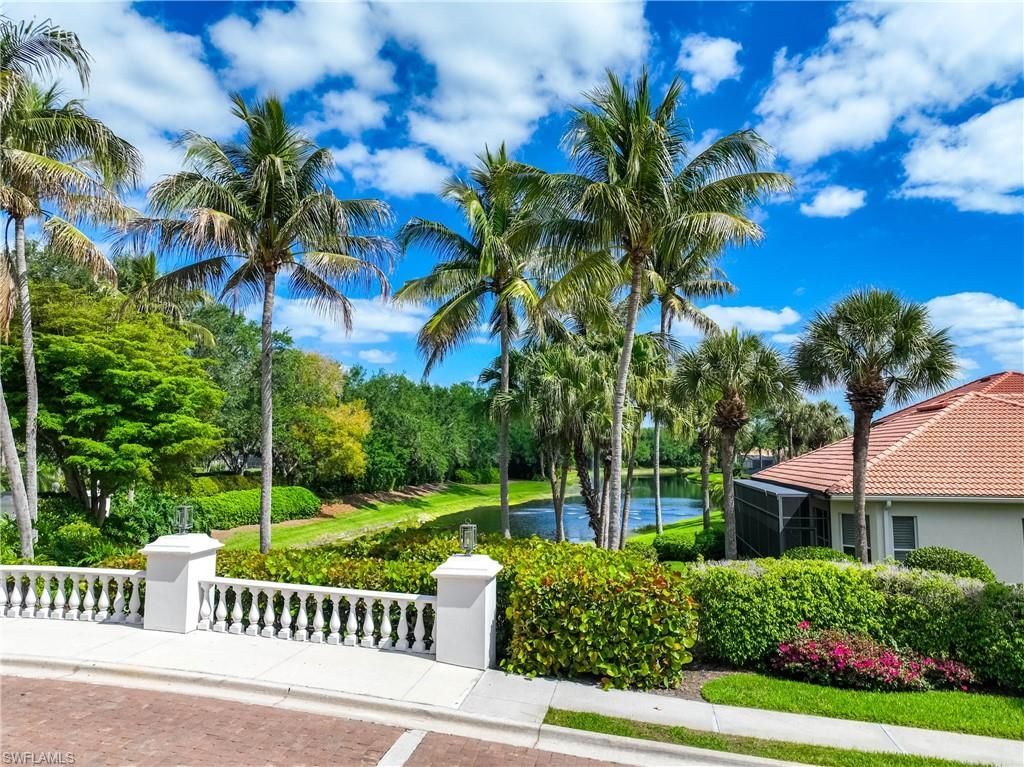 9227 Troon Lakes Dr, Naples, FL 34109 Photo