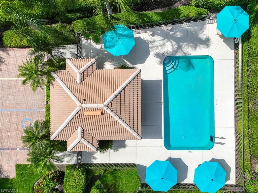 9227 Troon Lakes Dr, Naples, FL 34109 Photo