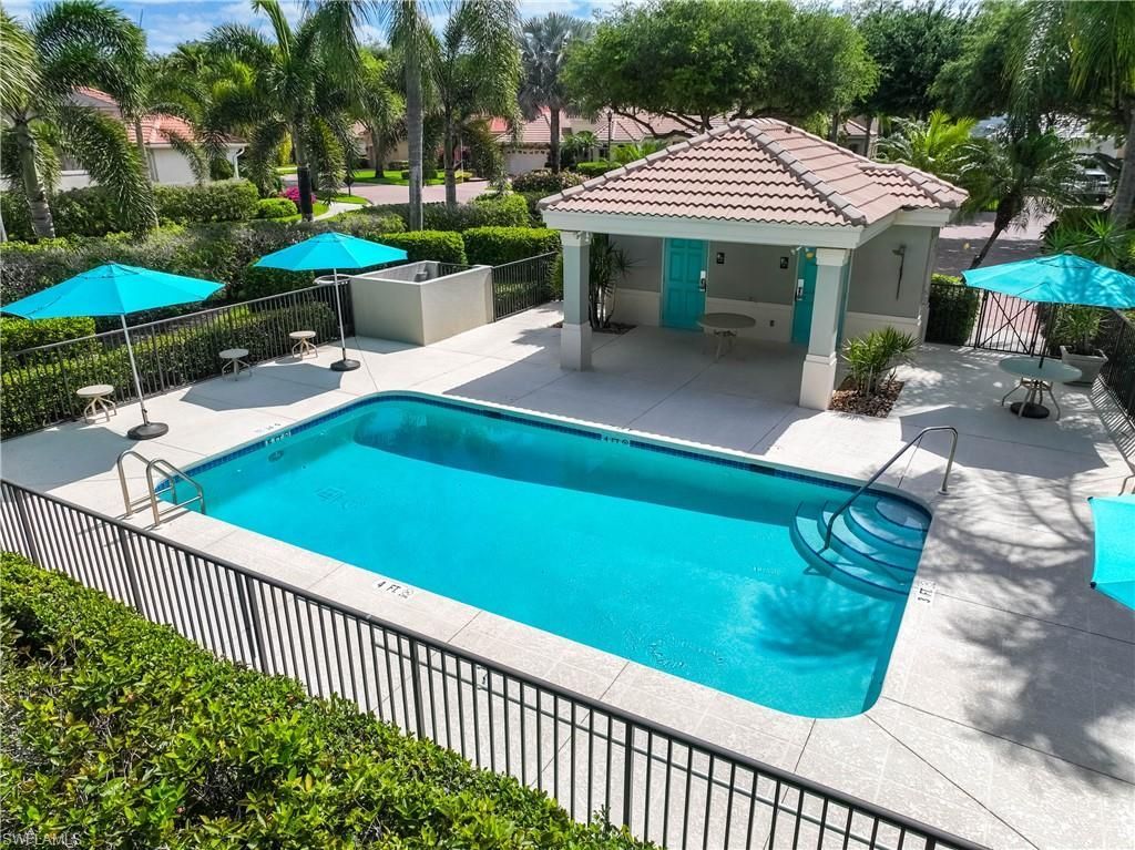 9227 Troon Lakes Dr, Naples, FL 34109 Photo