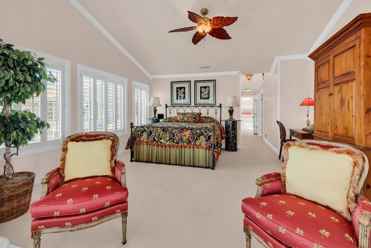 200 Breakers Reef Dr.  Photo 32