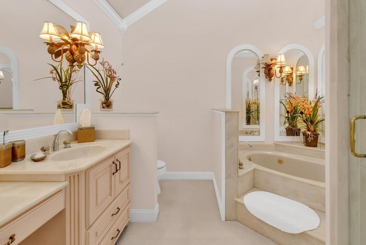 200 Breakers Reef Dr.  Photo 33