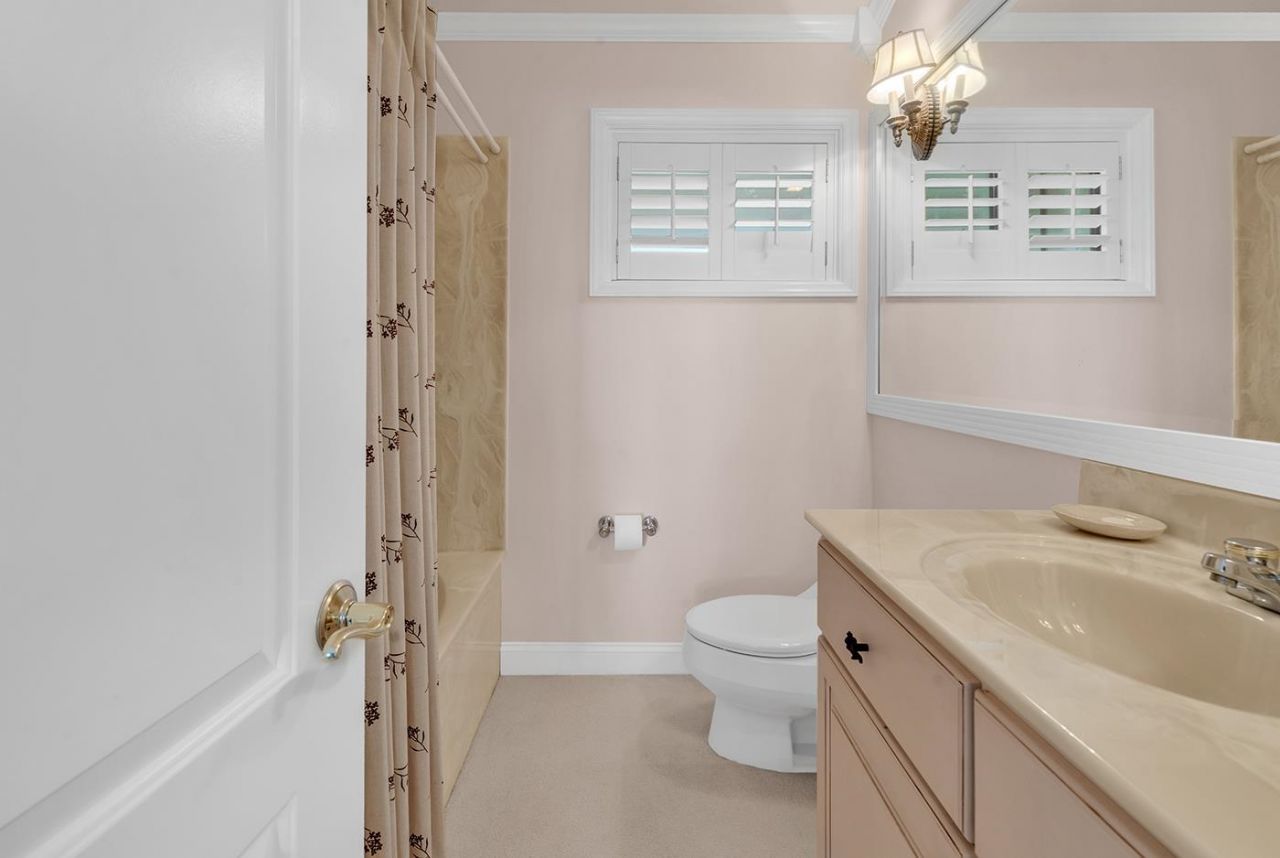 200 Breakers Reef Dr.  Photo 40