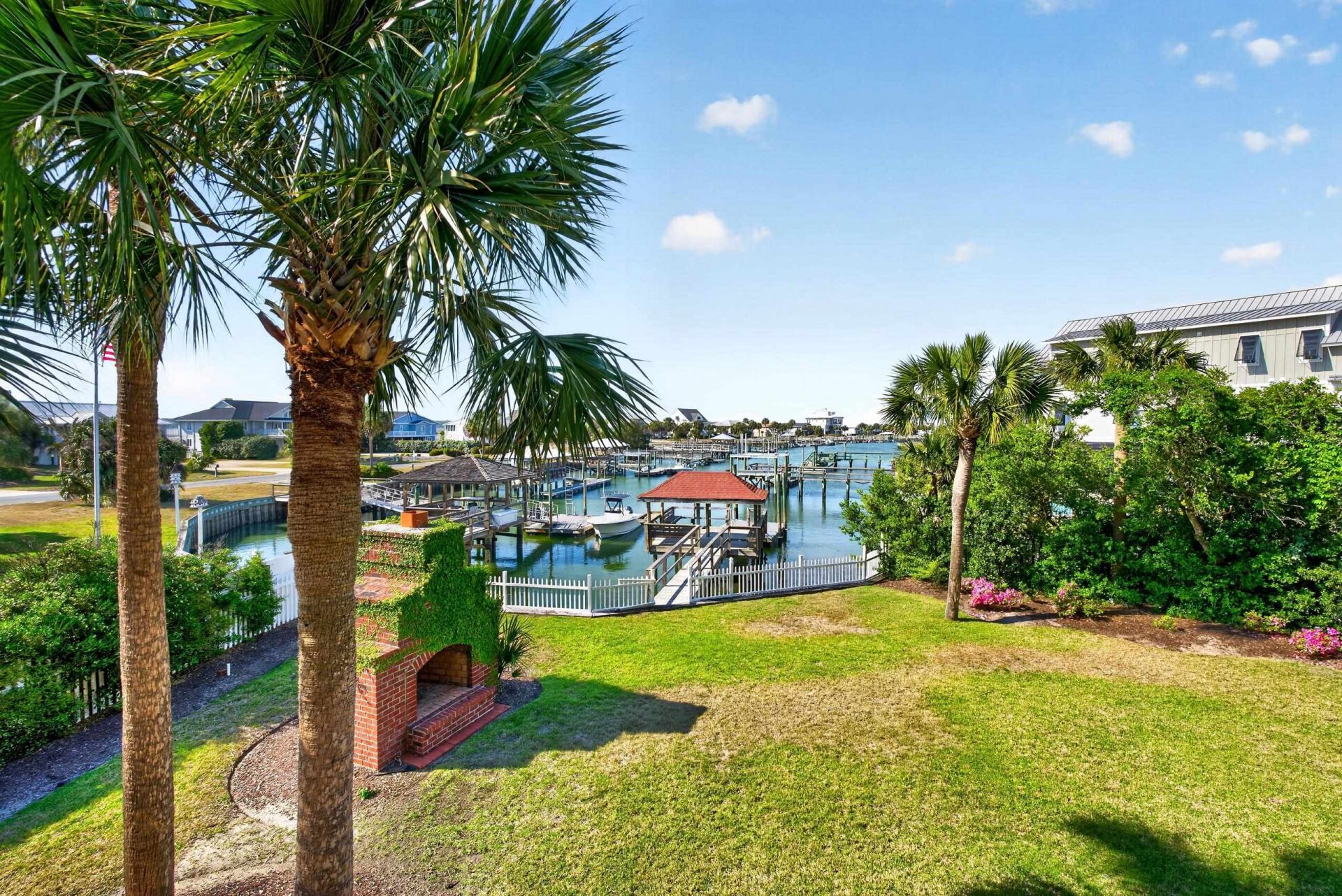 2254 S Waccamaw Dr. Photo 75