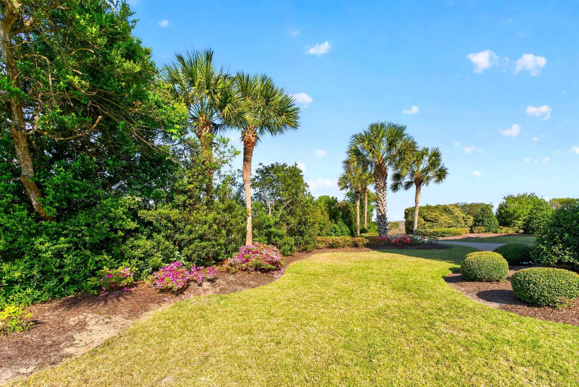 2254 S Waccamaw Dr. Photo 77