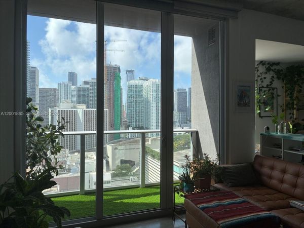 151 SE 1st St , Unit 2203, Miami, FL 33131