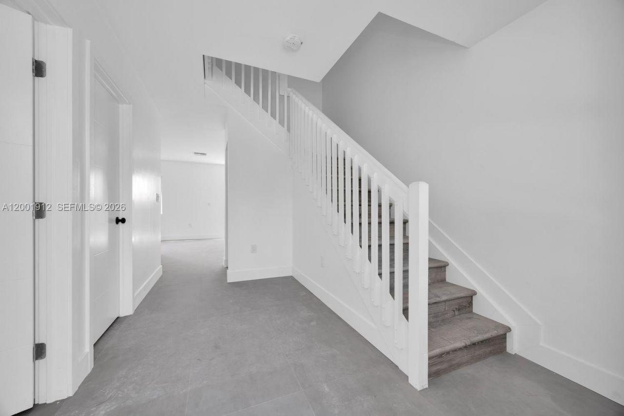 2956 NW 44 St , Miami, FL 33142 Photo