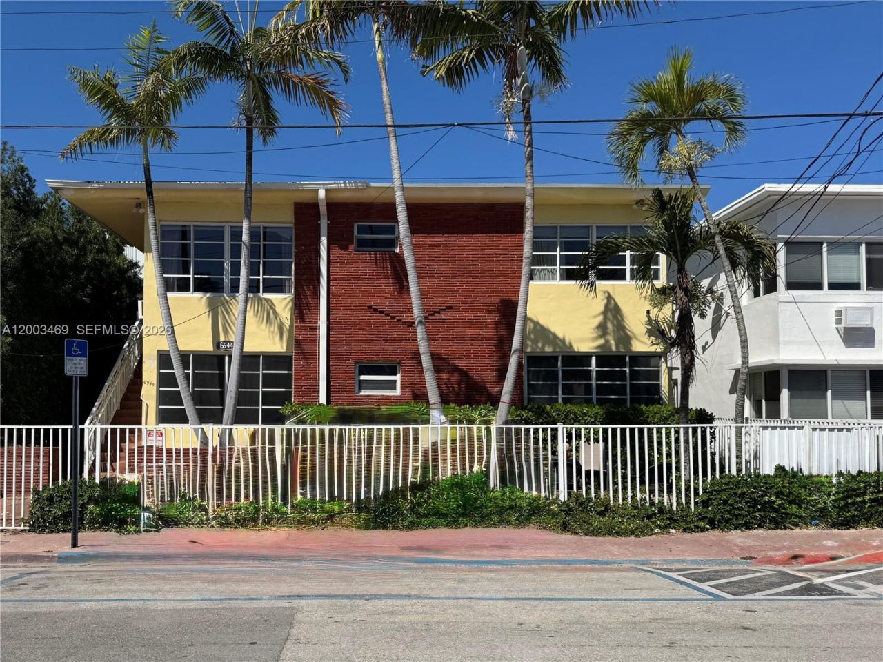 6944 Byron Ave , Unit 1, Miami Beach, FL 33141 Photo