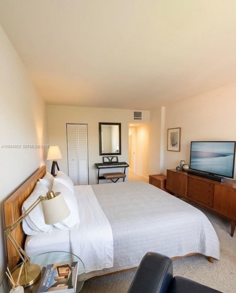 100 Edgewater Dr , Unit 312, Coral Gables, FL 33133 Photo
