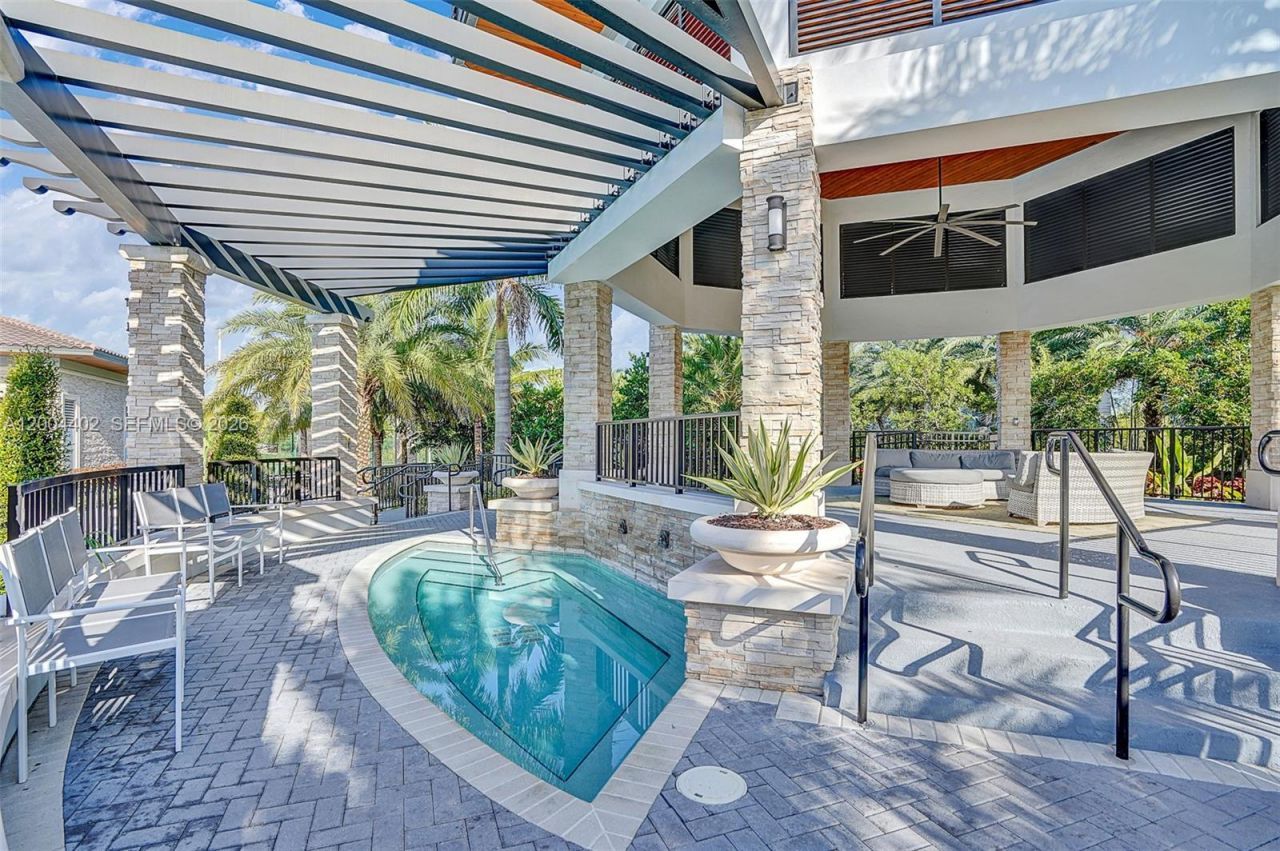 10437 NW 82nd St , Unit 5, Doral, FL 33178 Photo